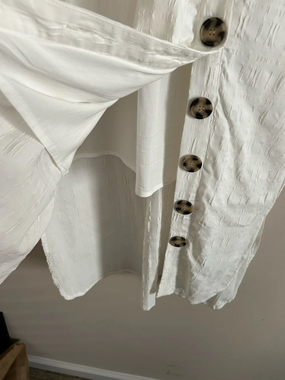 Chelsea & Theodore White Short-Sleeve Button Front Midi Dress - Picture 5 of 7
